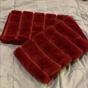 Faux fur dusty rose infinity scarf